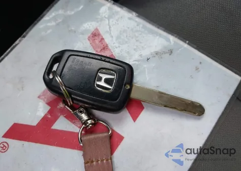 2017 Honda Civic Lx z USA, uszkodzony, nr VIN 19XFC2F56HE025309